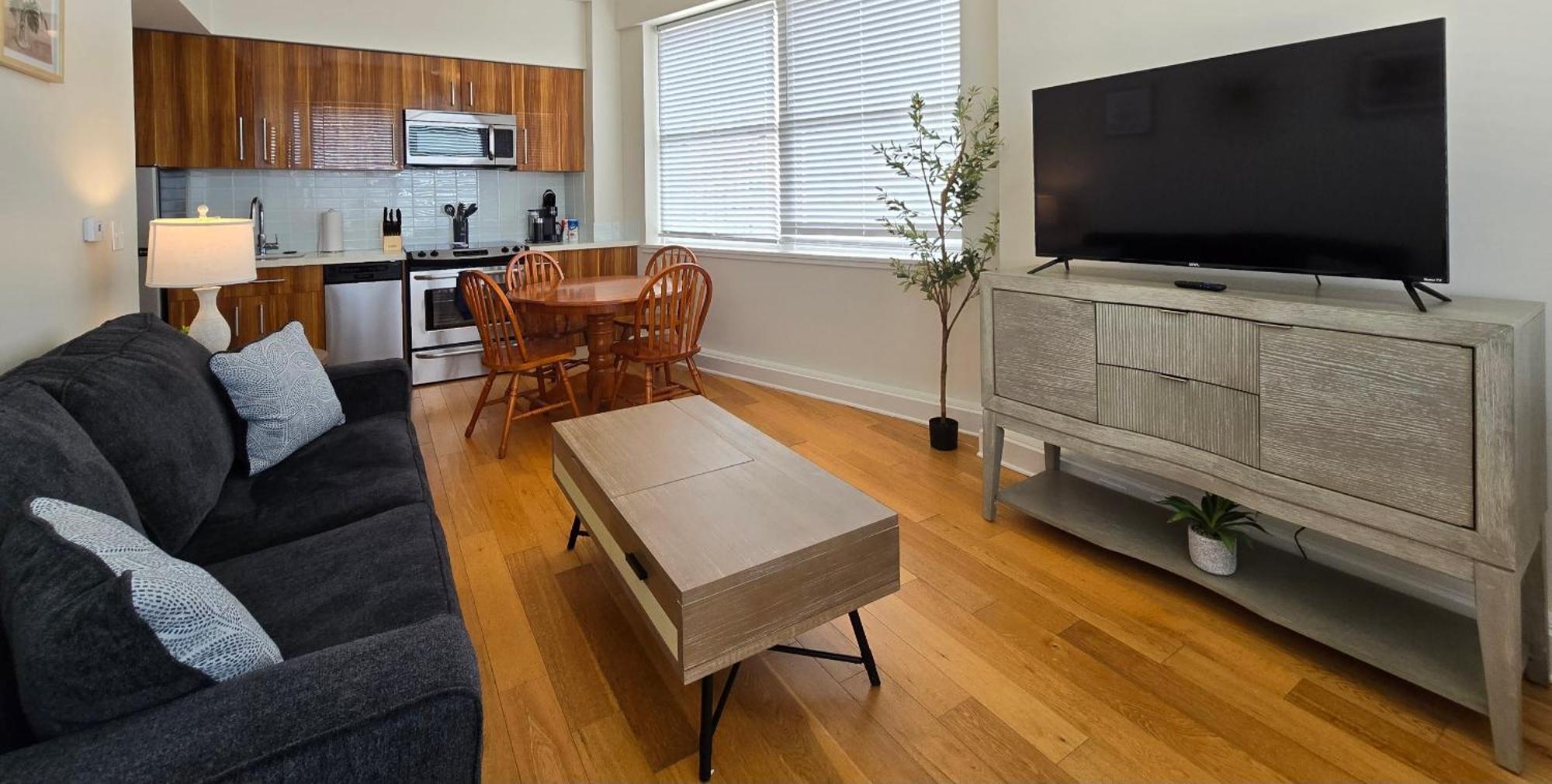 Amazing Condos Beautiful View 2 Blocks To French Quarter, Small Rooftop Pool, Gym, Seanger Theater, Super Dome, And Bourbon St Νέα Ορλεάνη Δωμάτιο φωτογραφία