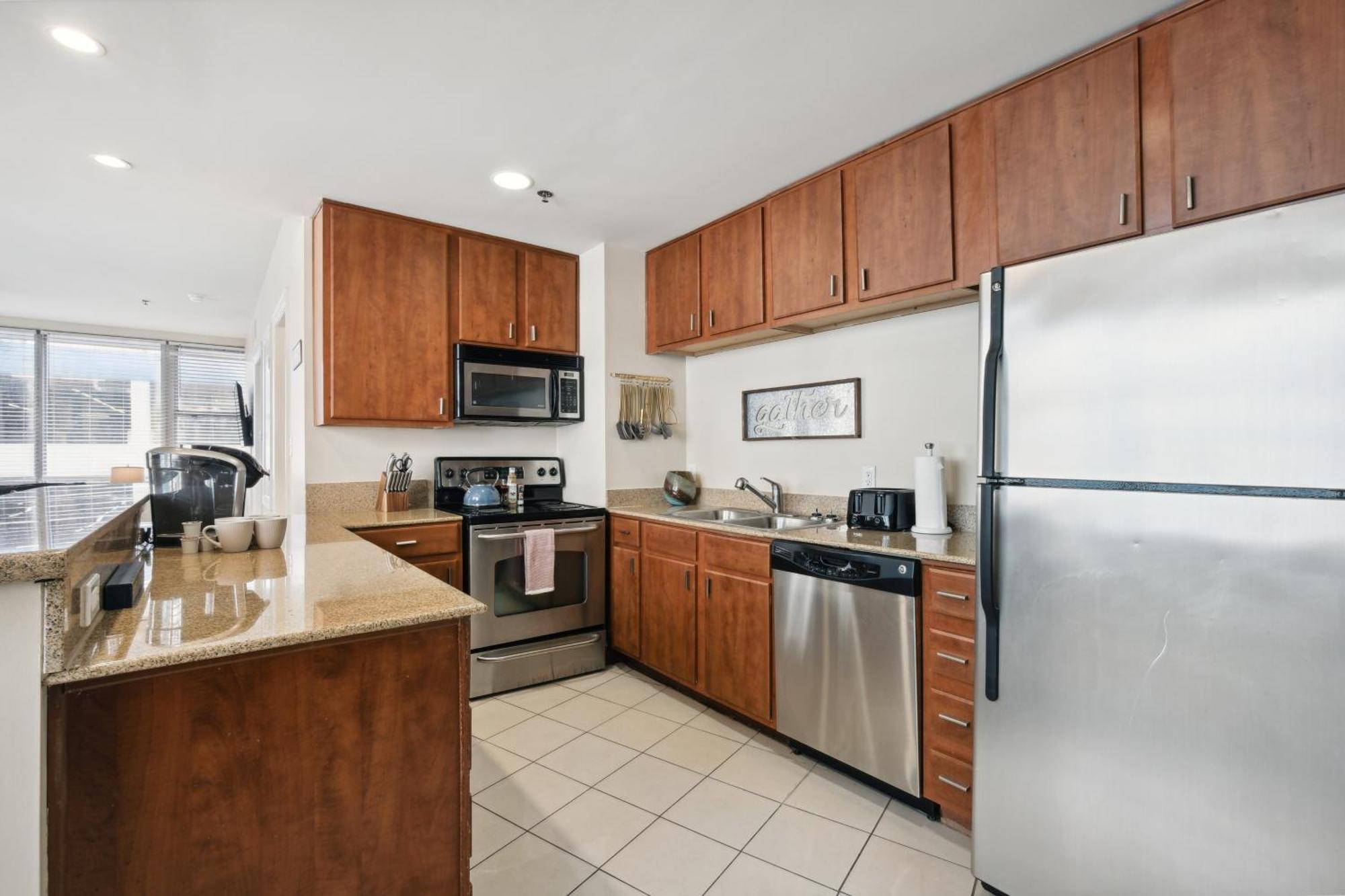 Amazing Condos Beautiful View 2 Blocks To French Quarter, Small Rooftop Pool, Gym, Seanger Theater, Super Dome, And Bourbon St Νέα Ορλεάνη Δωμάτιο φωτογραφία