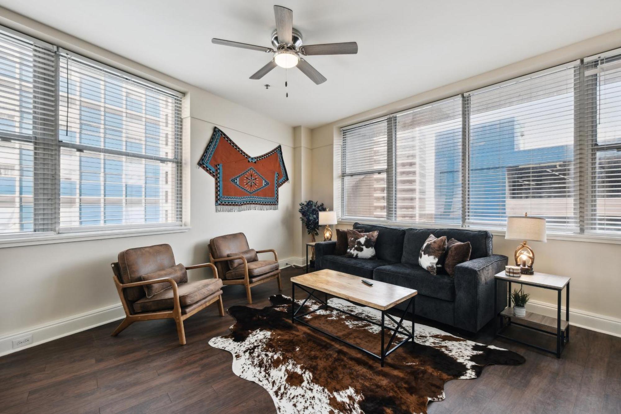 Amazing Condos Beautiful View 2 Blocks To French Quarter, Small Rooftop Pool, Gym, Seanger Theater, Super Dome, And Bourbon St Νέα Ορλεάνη Δωμάτιο φωτογραφία