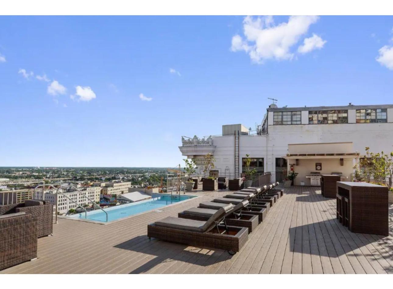 Amazing Condos Beautiful View 2 Blocks To French Quarter, Small Rooftop Pool, Gym, Seanger Theater, Super Dome, And Bourbon St Νέα Ορλεάνη Εξωτερικό φωτογραφία
